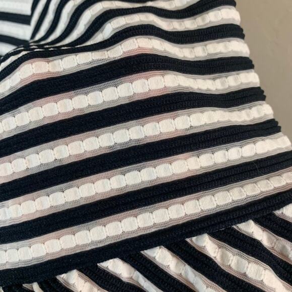 Calvin Klein women top size S - Picture 8 of 8